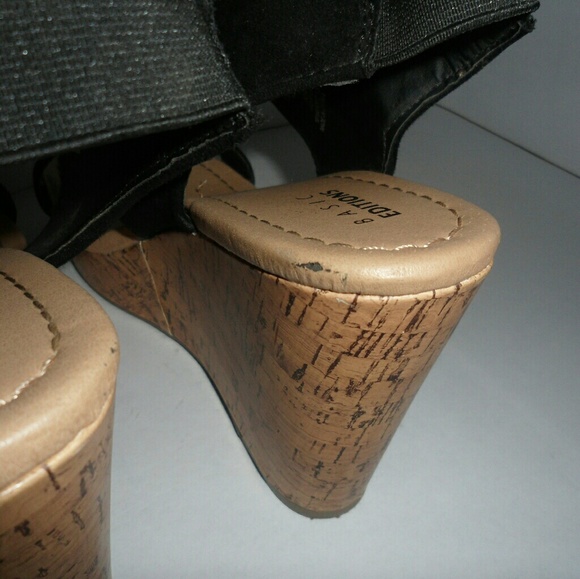 Cork wedges gently used - Picture 4 of 4
